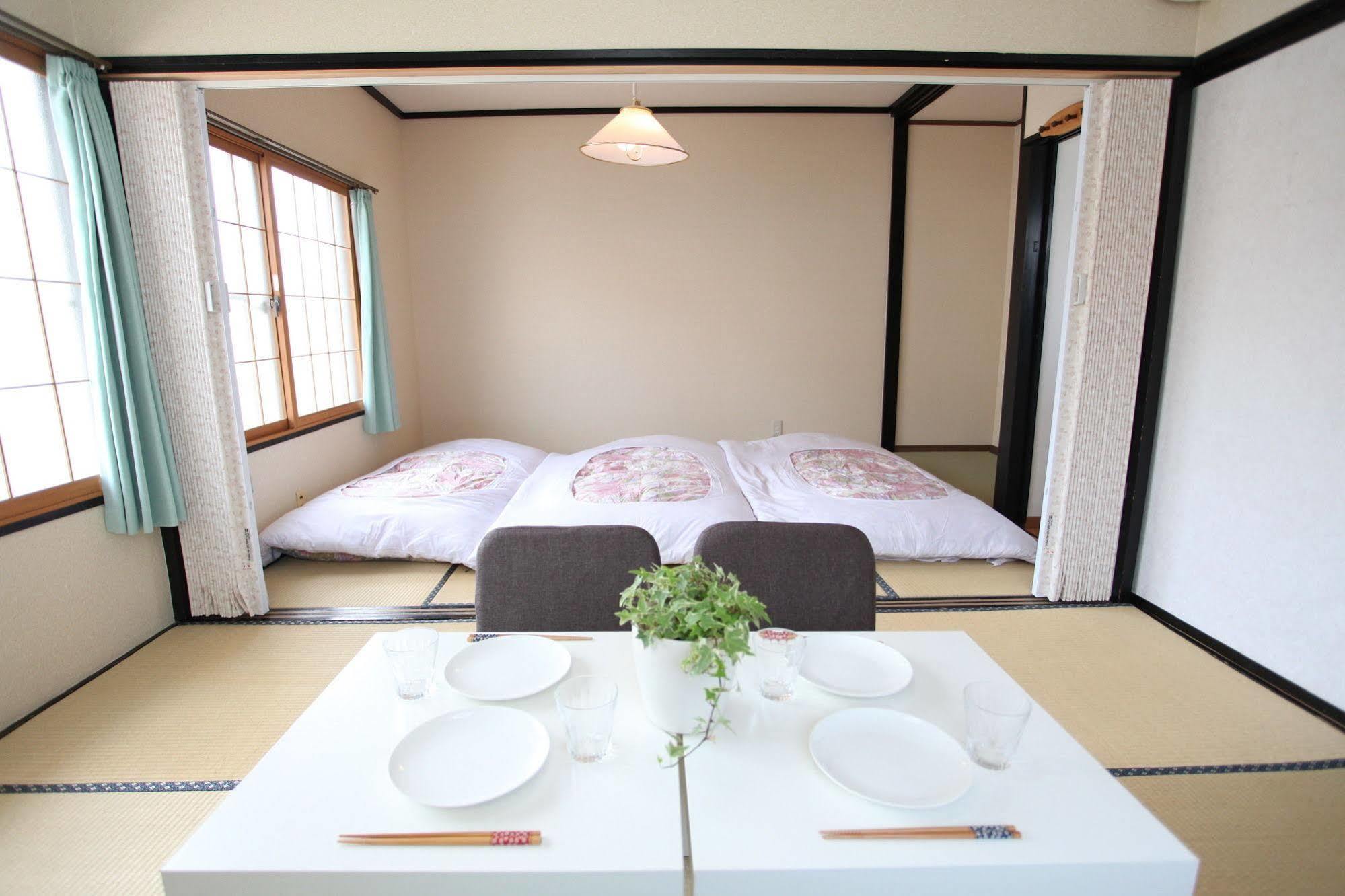 Bed and Breakfast Fujiyama Base Фудзиёсида Экстерьер фото