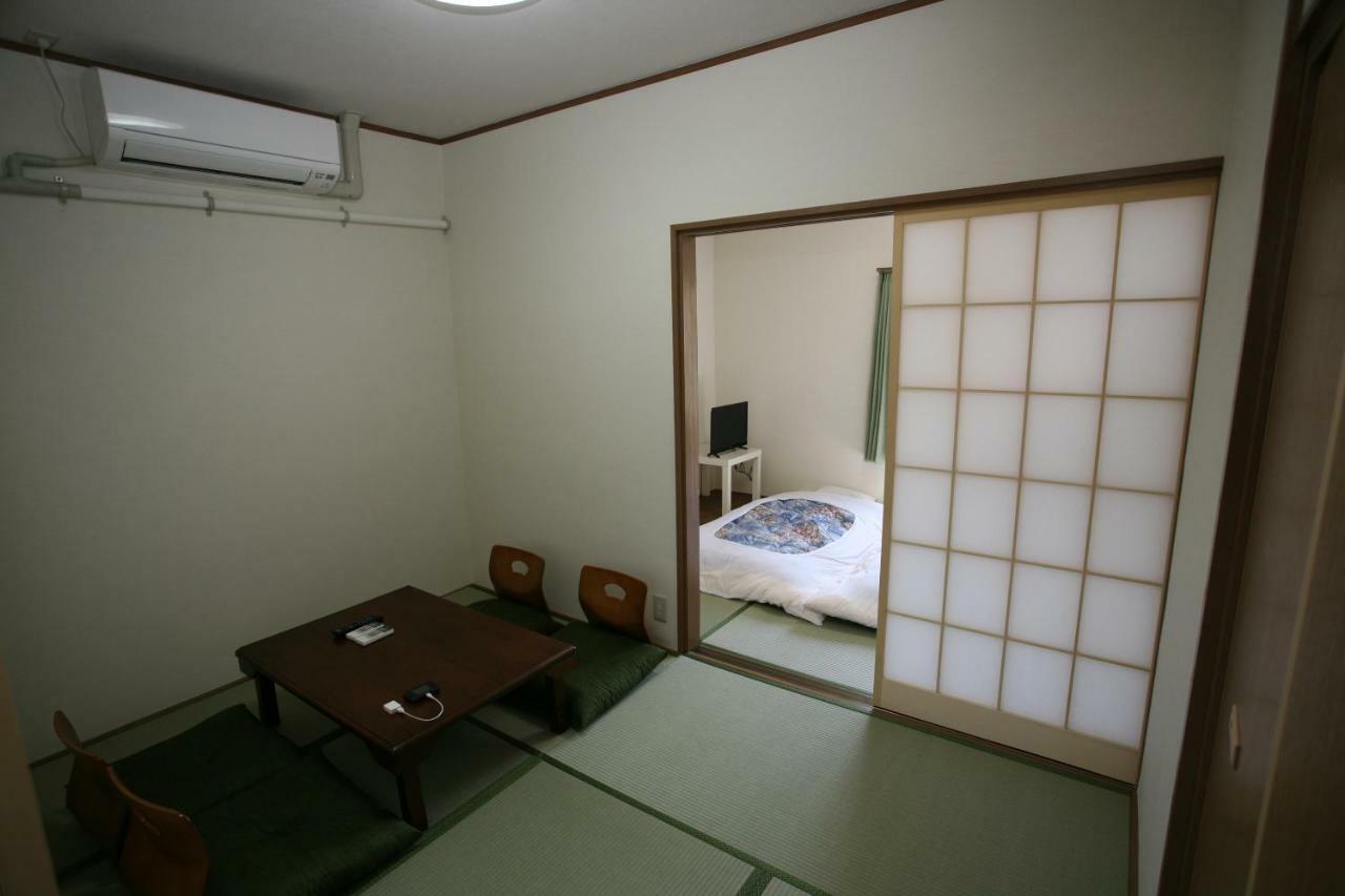 Bed and Breakfast Fujiyama Base Фудзиёсида Экстерьер фото